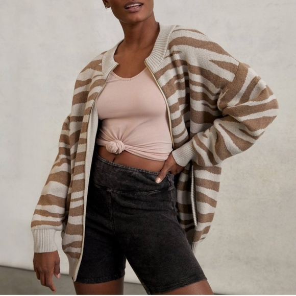 New‎ Varley Anthropologie zip up zebra striped cardigan sweater - Picture 6 of 16